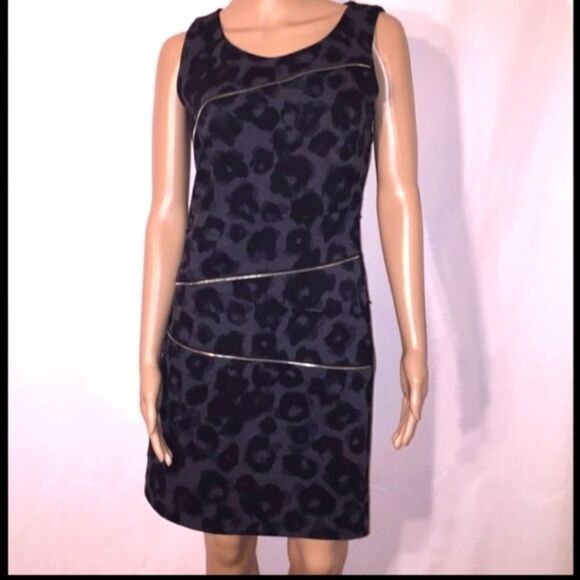 MICHAEL Michael Kors Dresses & Skirts - Michael kors sheath zipper leopard print dress